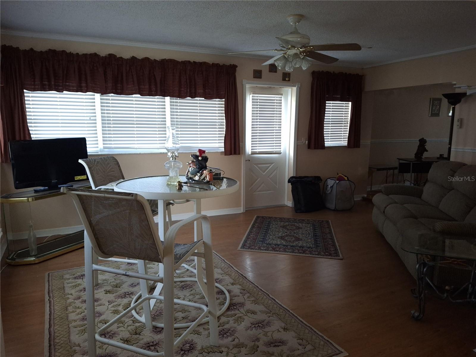 Image 7 of 25 For 9305 120th Lane