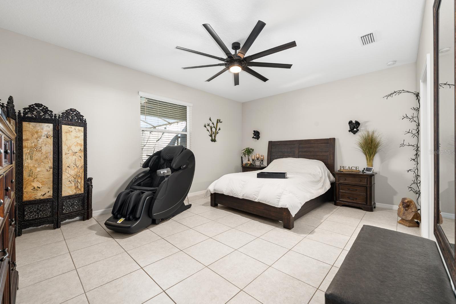 Image 18 of 41 For 13577 Moosehead Circle