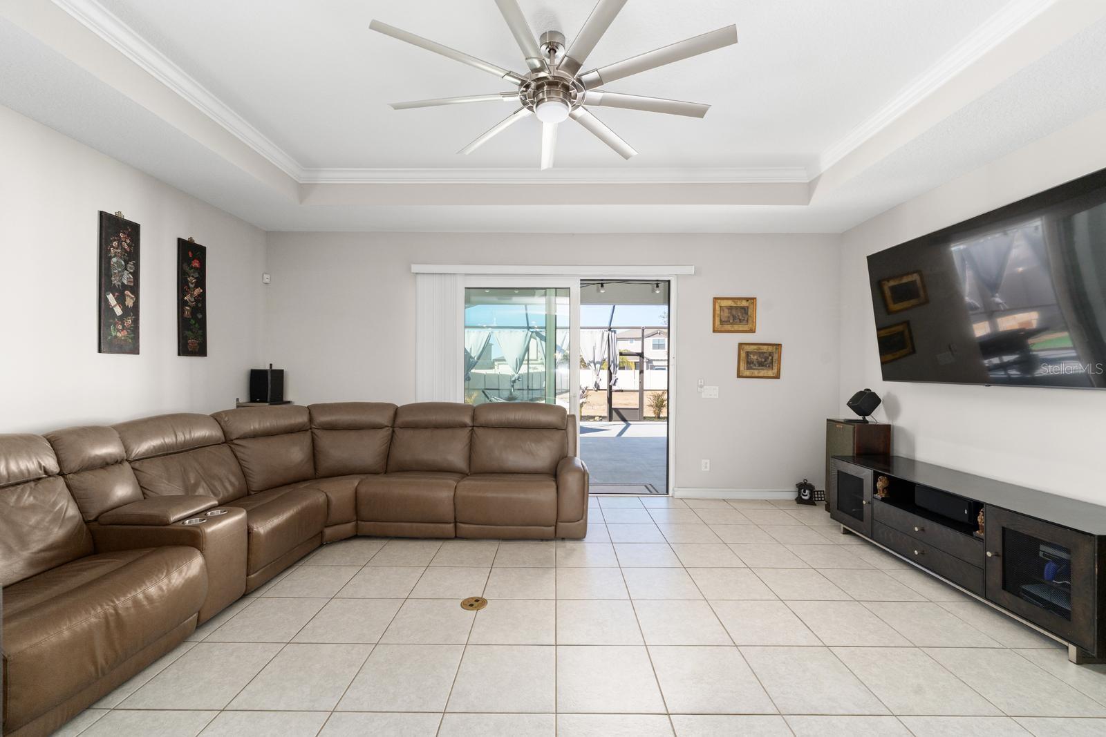 Image 7 of 41 For 13577 Moosehead Circle