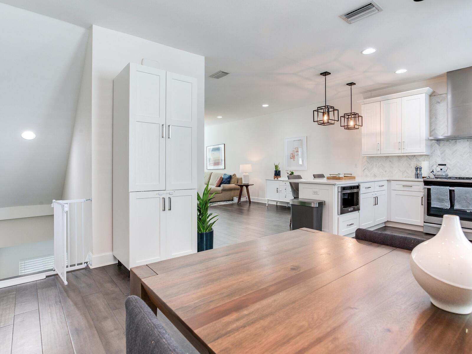 Image 17 of 41 For 1524 Fig Street 4