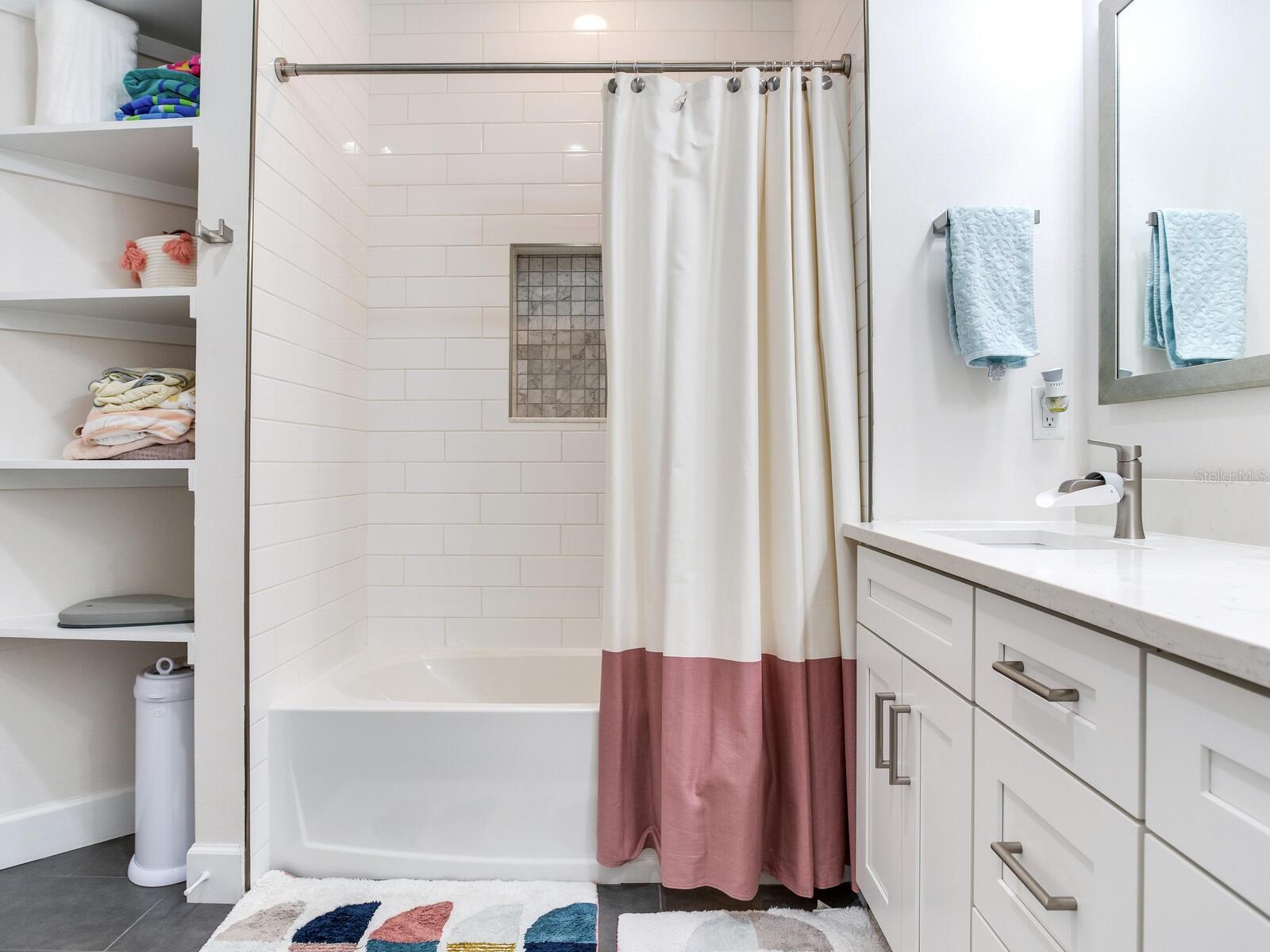 Image 33 of 41 For 1524 Fig Street 4