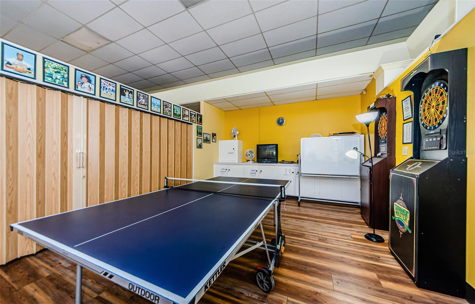 Image 38 of 54 For 4525 Cove Circle 604