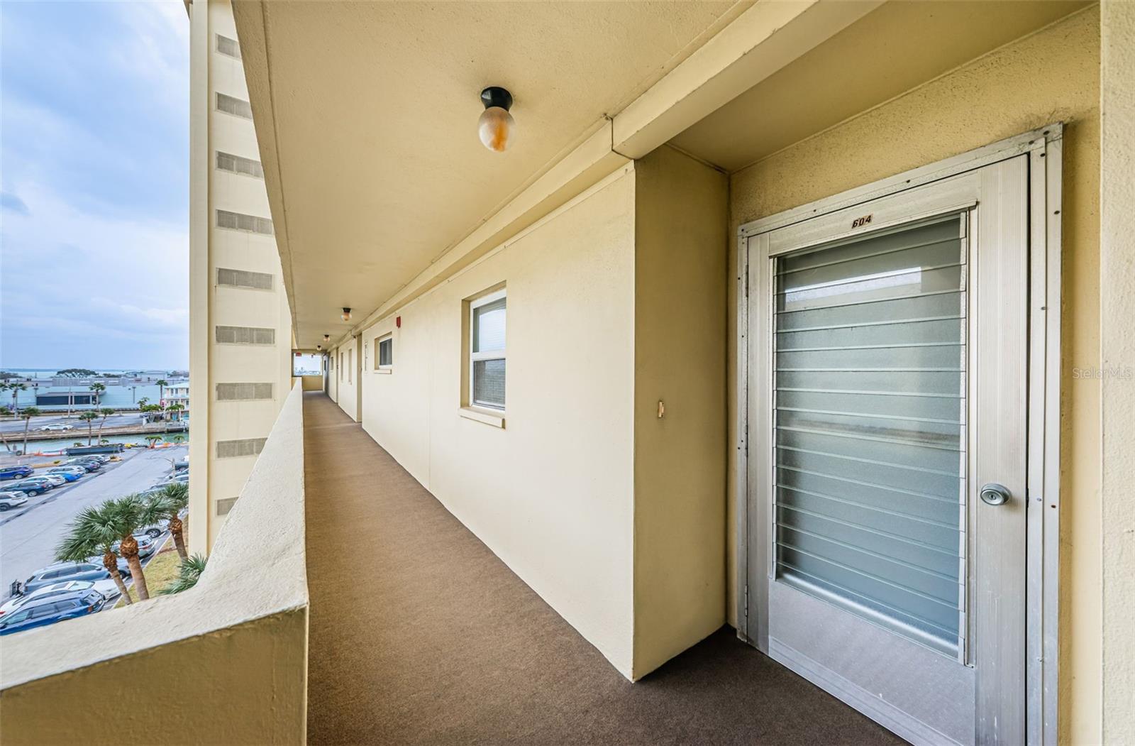 Image 7 of 54 For 4525 Cove Circle 604