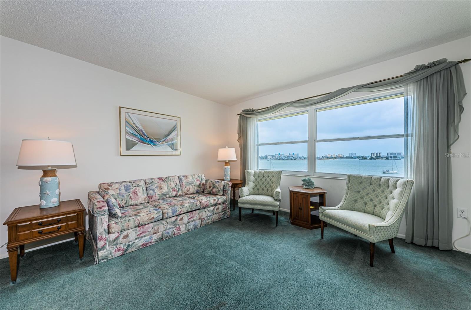 Image 9 of 54 For 4525 Cove Circle 604