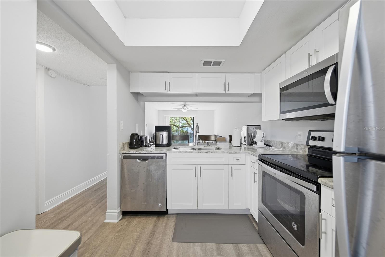 Image 5 of 26 For 5040 Terrace Palms Circle 102