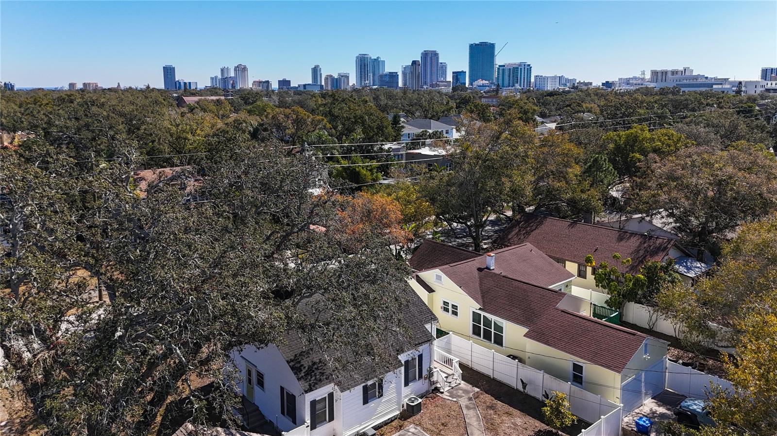 Listing photo id 59 for 1136 12th Street N