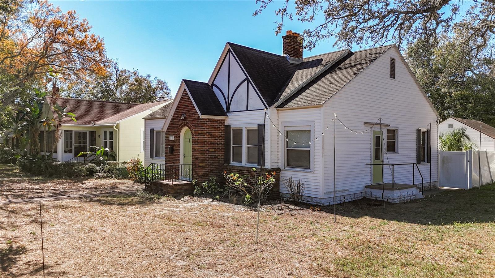 Listing photo id 62 for 1136 12th Street N