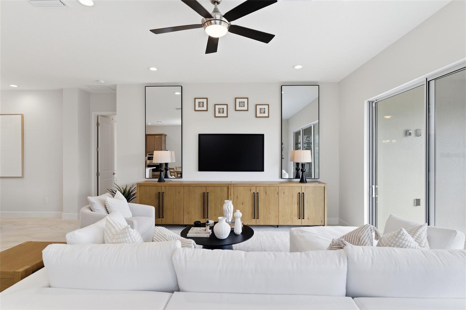 Image 16 of 35 For 32616 Neroli Street