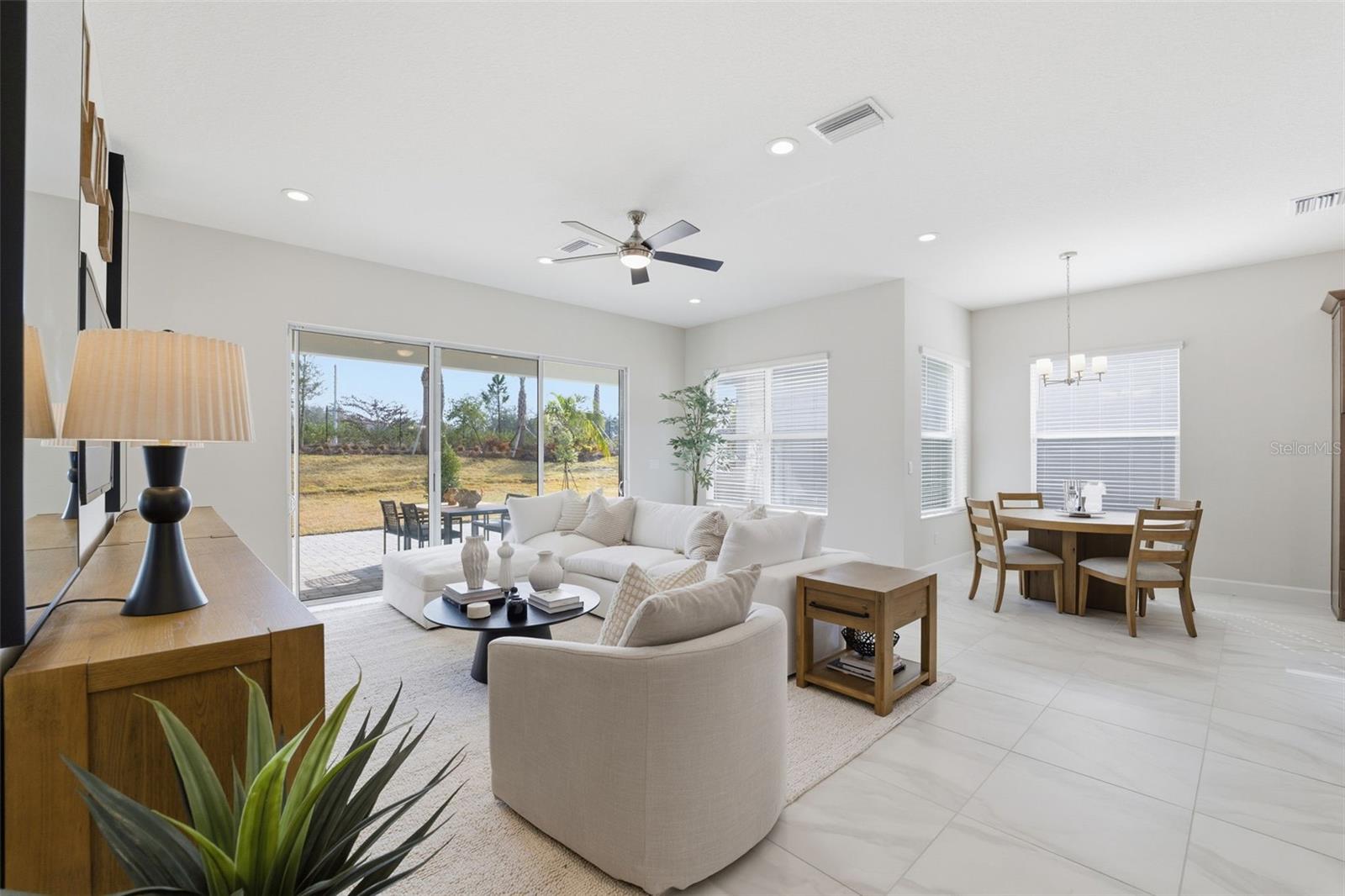 Image 19 of 35 For 32616 Neroli Street