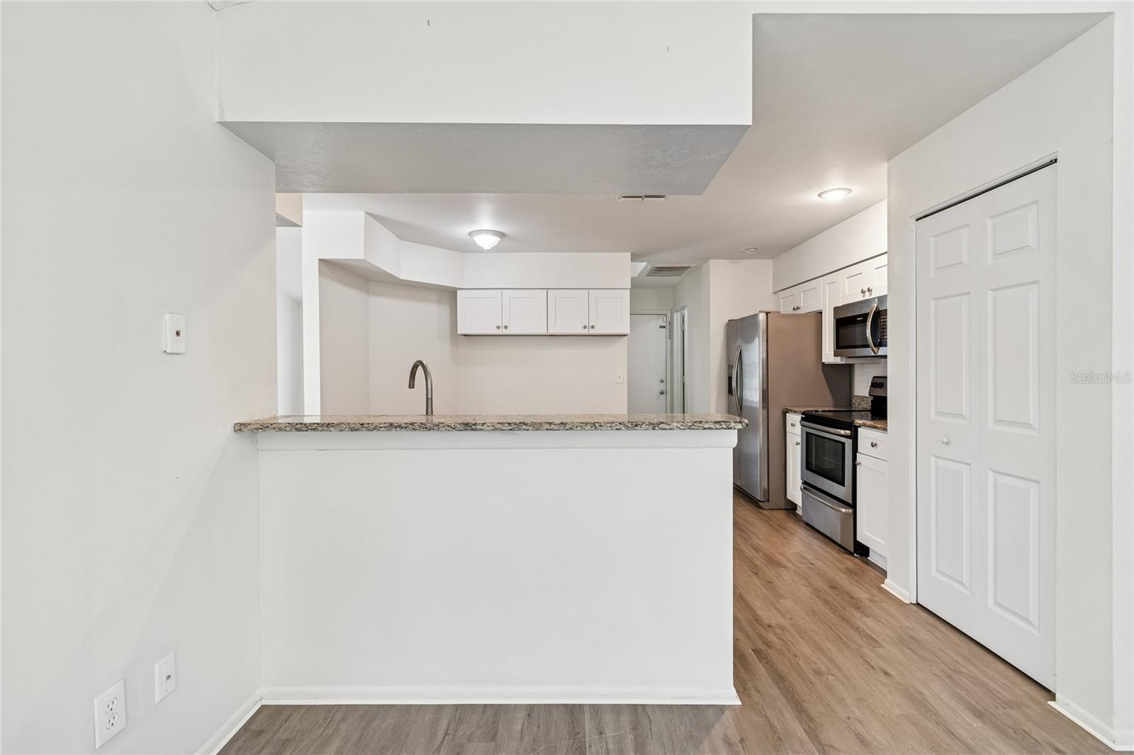 Image 18 of 65 For 11903 Steppingstone Boulevard