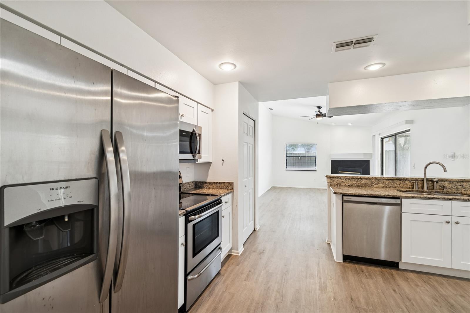 Image 20 of 65 For 11903 Steppingstone Boulevard