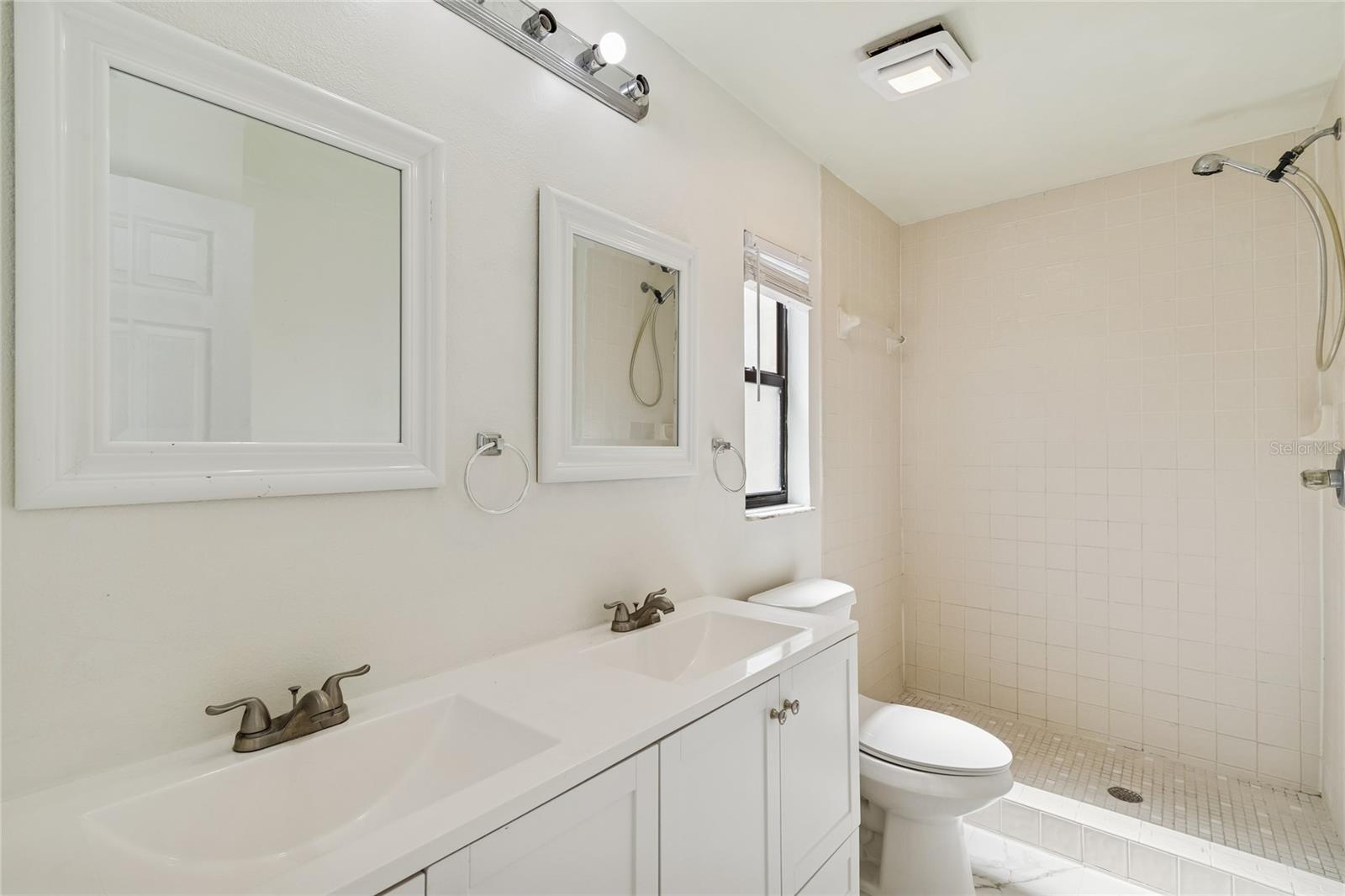 Image 27 of 65 For 11903 Steppingstone Boulevard