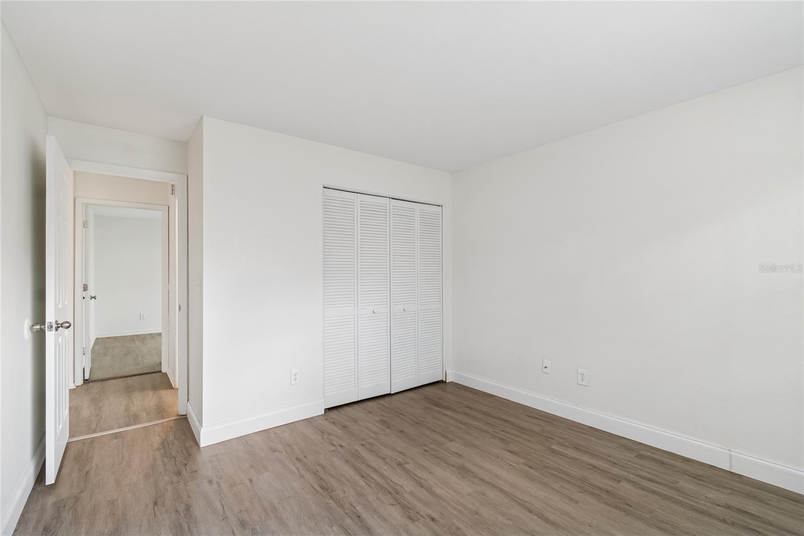 Image 33 of 65 For 11903 Steppingstone Boulevard