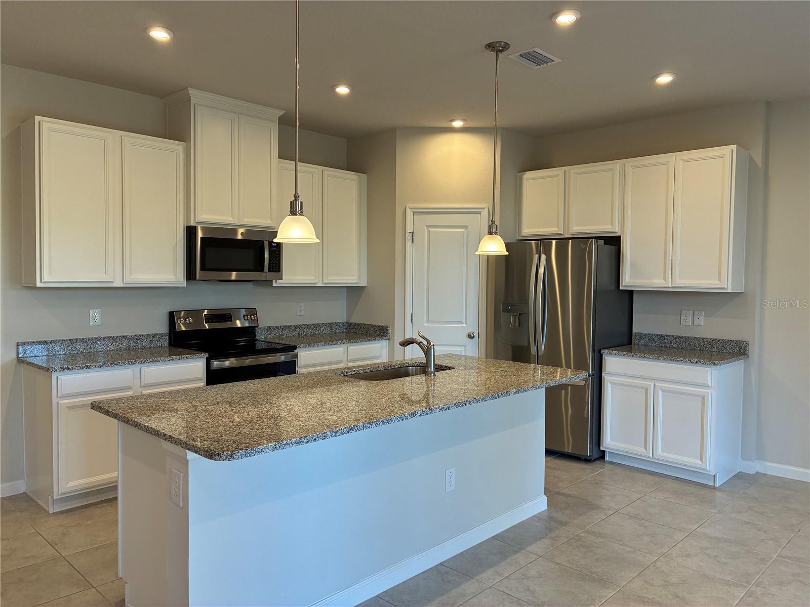 Image 5 of 36 For 10928 Osprey Glade Terrace