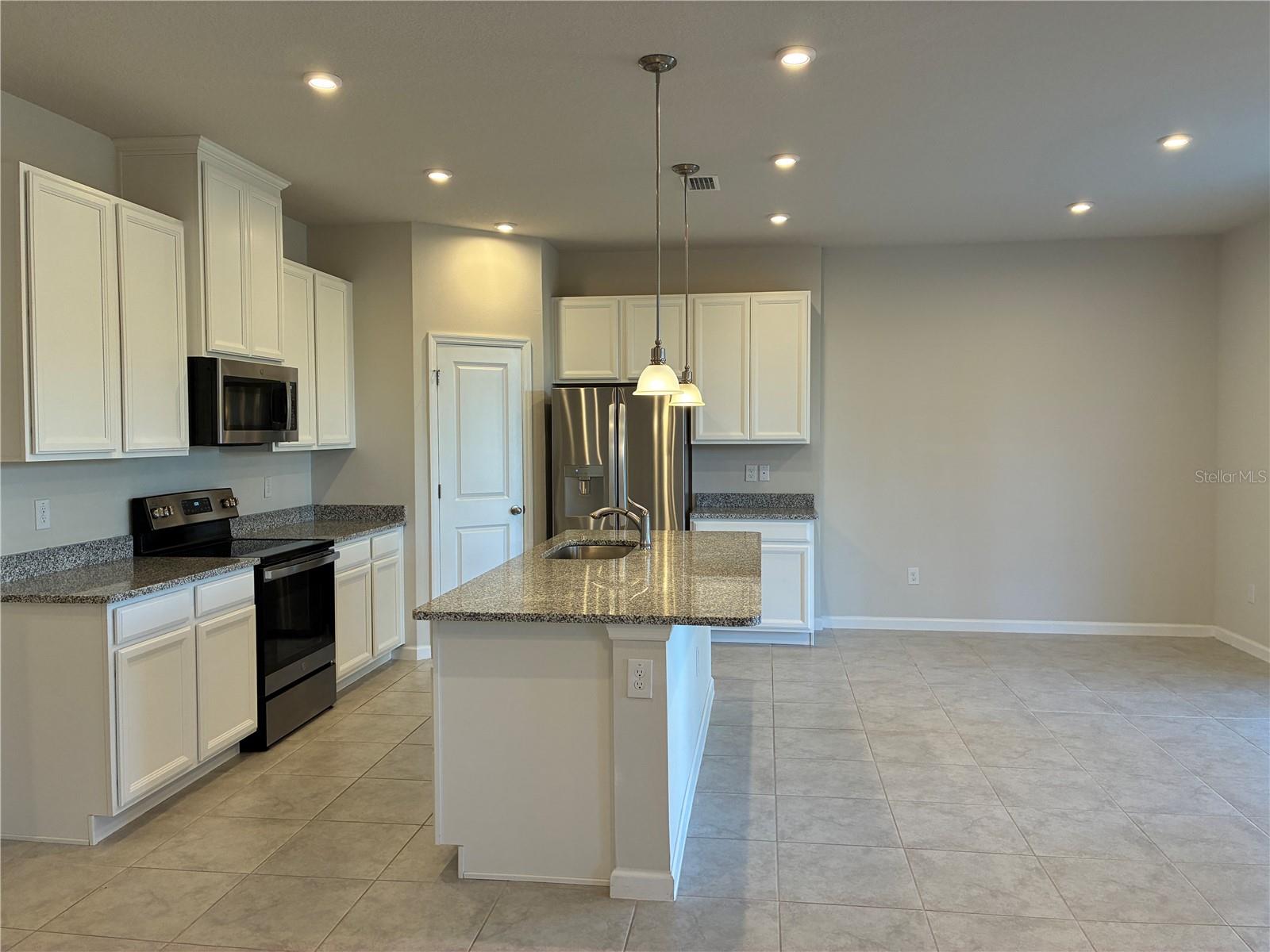 Image 6 of 36 For 10928 Osprey Glade Terrace