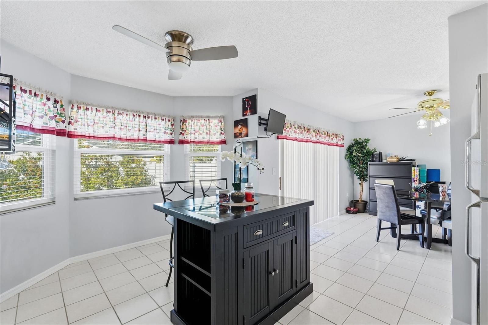 Image 14 of 31 For 7363 62nd Avenue N