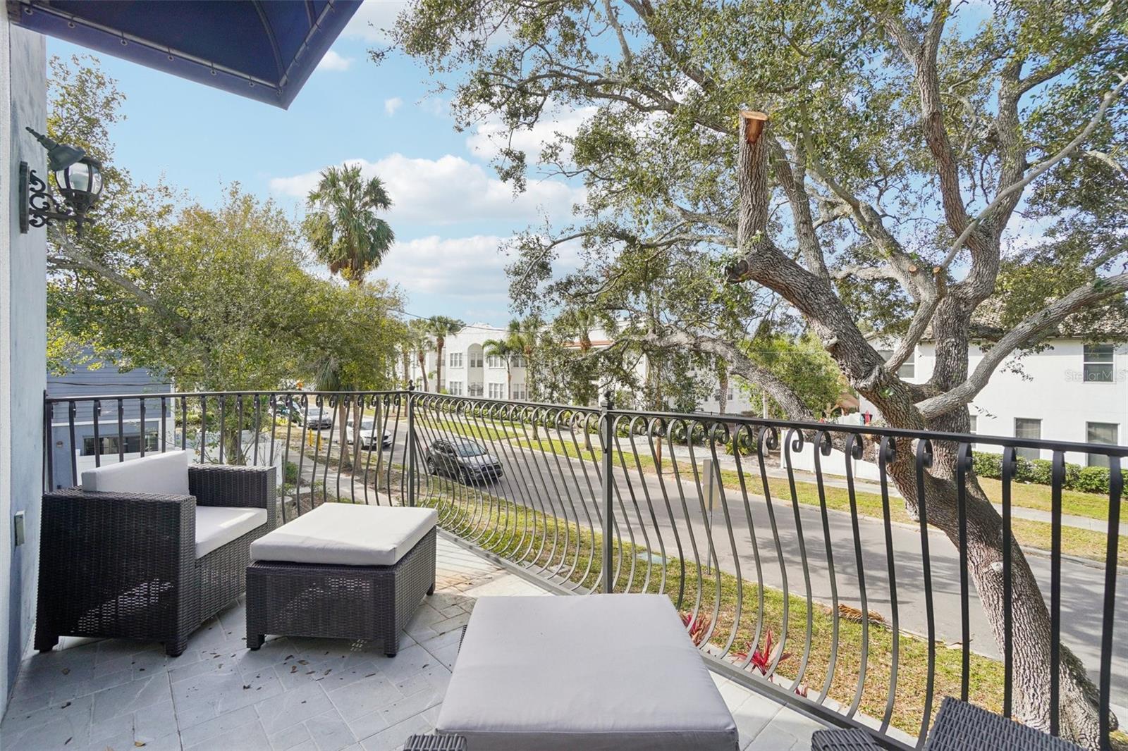 Image 32 of 47 For 502 Albany Avenue 4