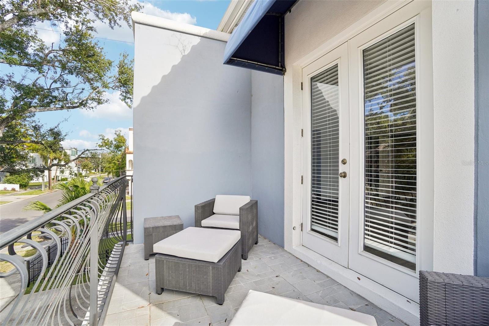 Image 34 of 47 For 502 Albany Avenue 4