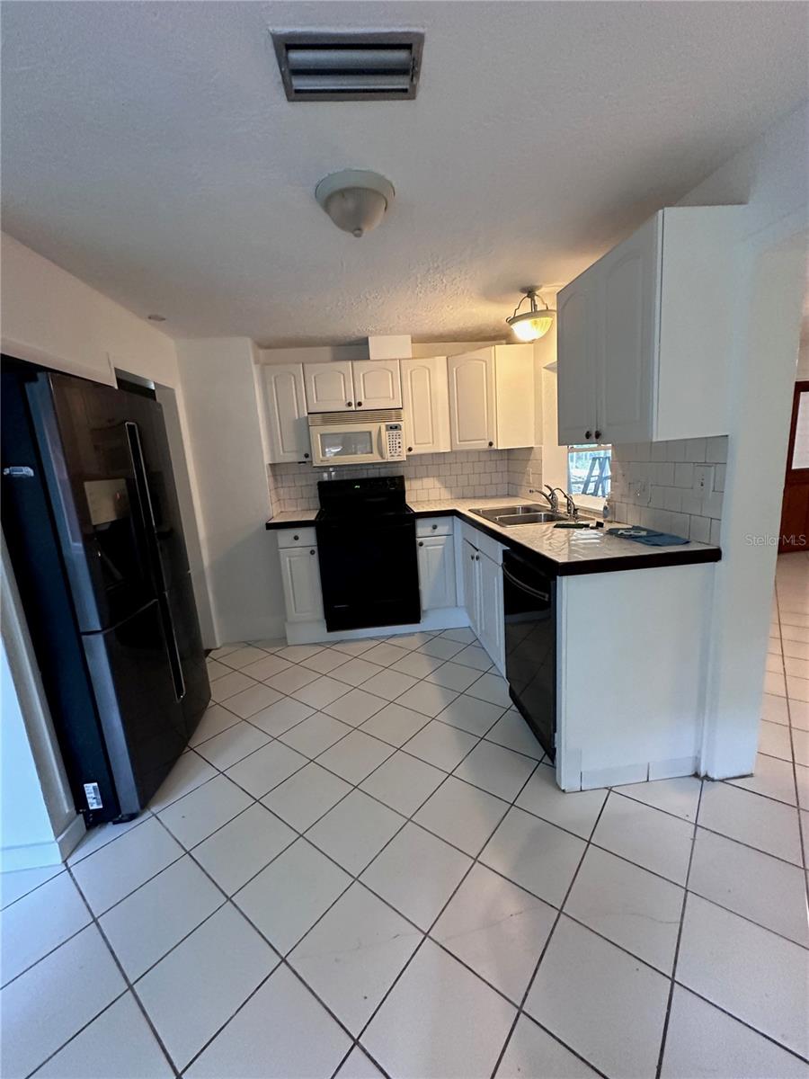 Image 14 of 94 For 5505 16th Avenue S