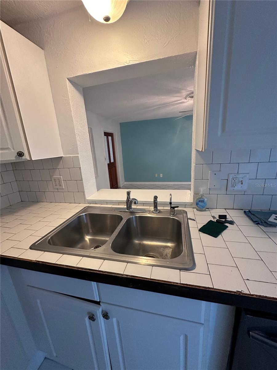 Image 17 of 94 For 5505 16th Avenue S