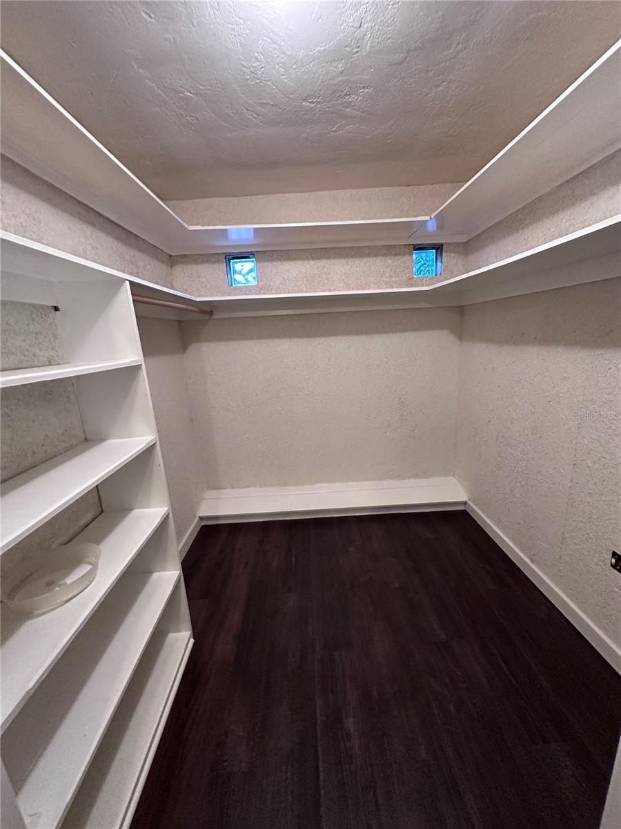 Image 28 of 94 For 5505 16th Avenue S