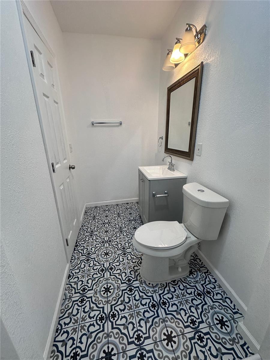 Image 52 of 94 For 5505 16th Avenue S