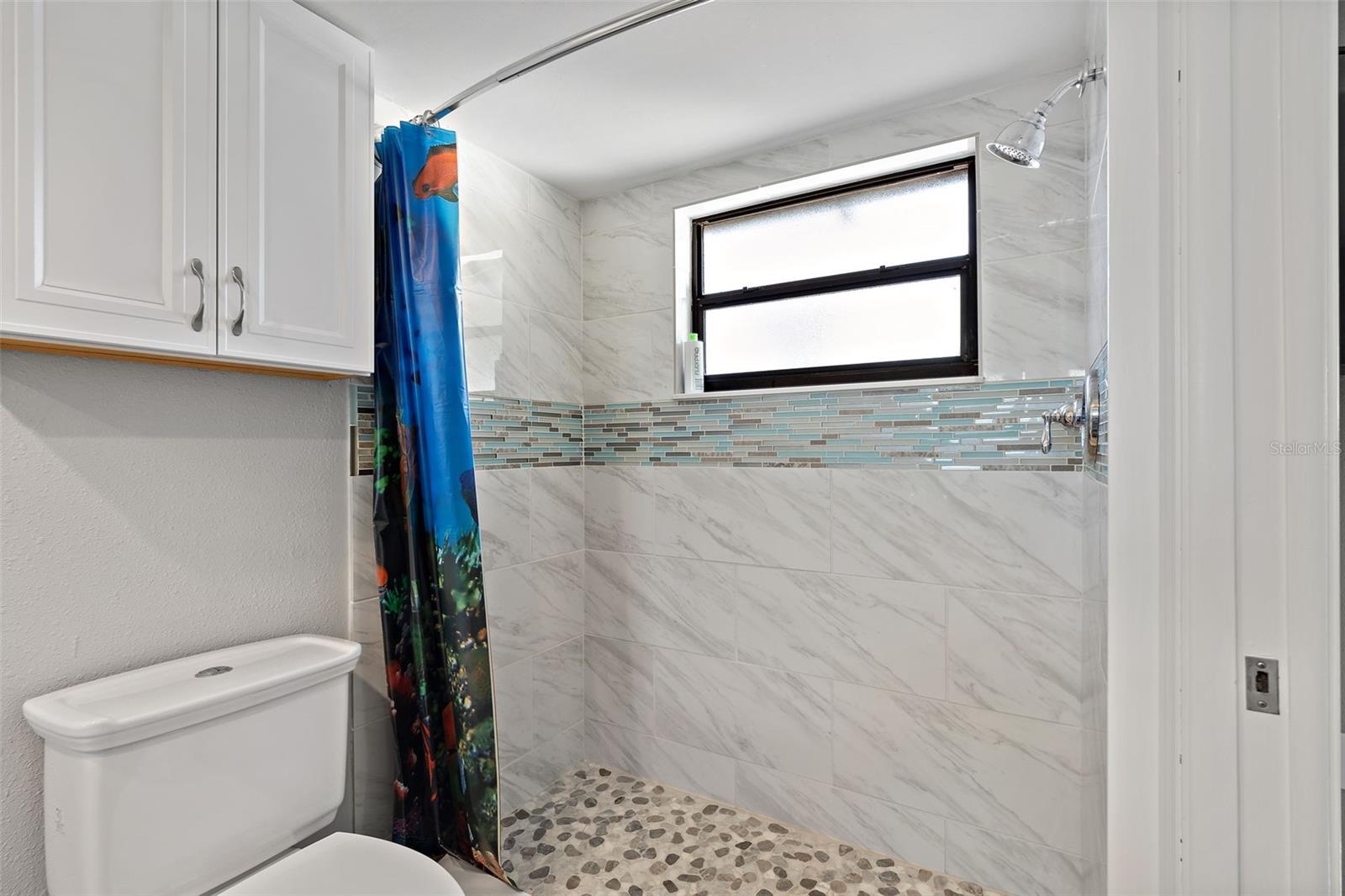 Listing photo id 18 for 5702 Riddle Road