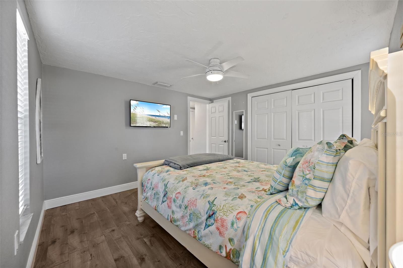 Listing photo id 27 for 5702 Riddle Road