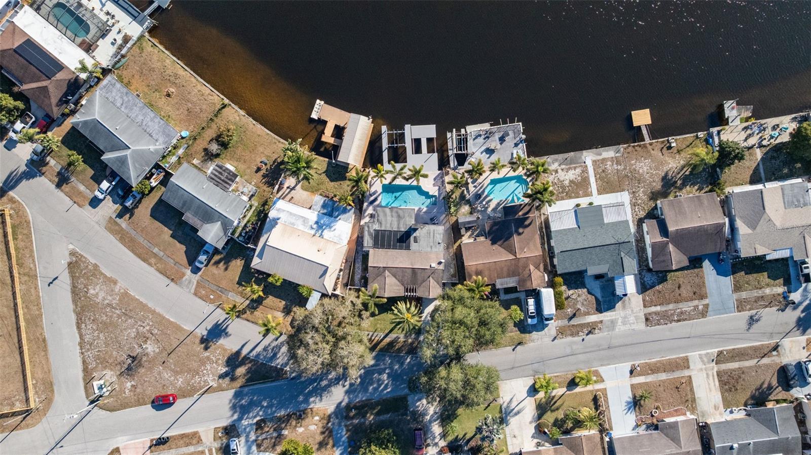 Listing photo id 37 for 5702 Riddle Road