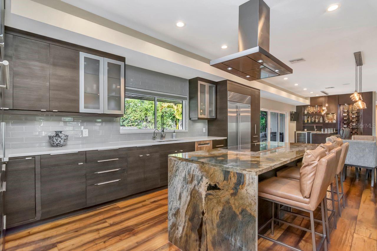 Image 16 of 53 For 4715 San Jose Street