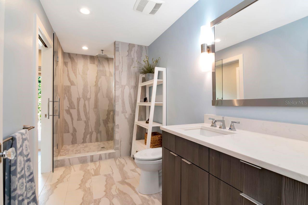 Image 25 of 53 For 4715 San Jose Street