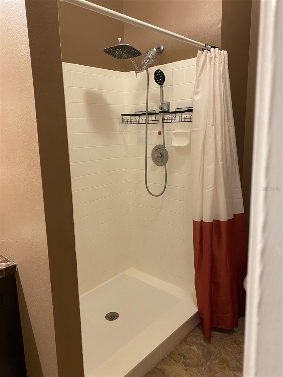 Image 14 of 19 For 12522 Castle Hill Drive