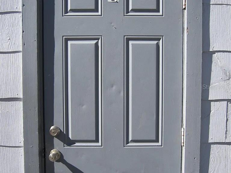 Image 8 of 8 For 28 Grosse Avenue C