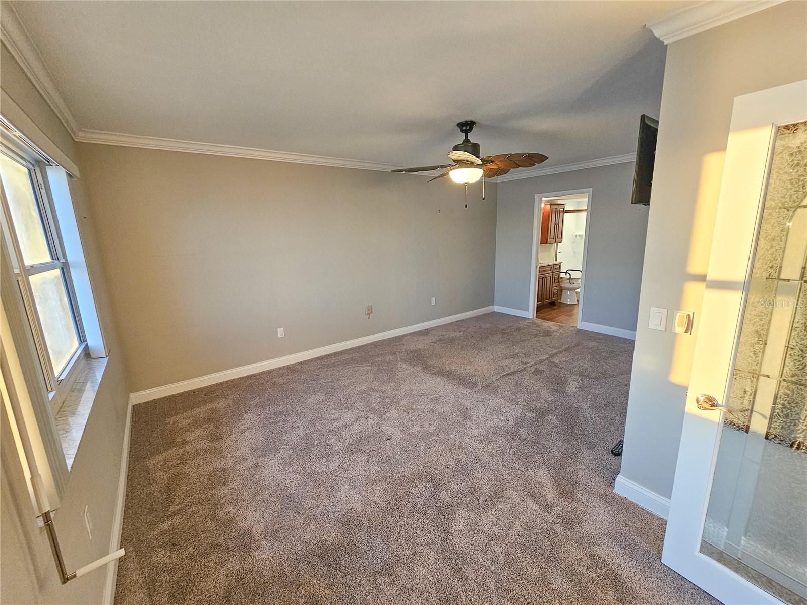 Image 17 of 45 For 6020 Shore Boulevard S 701