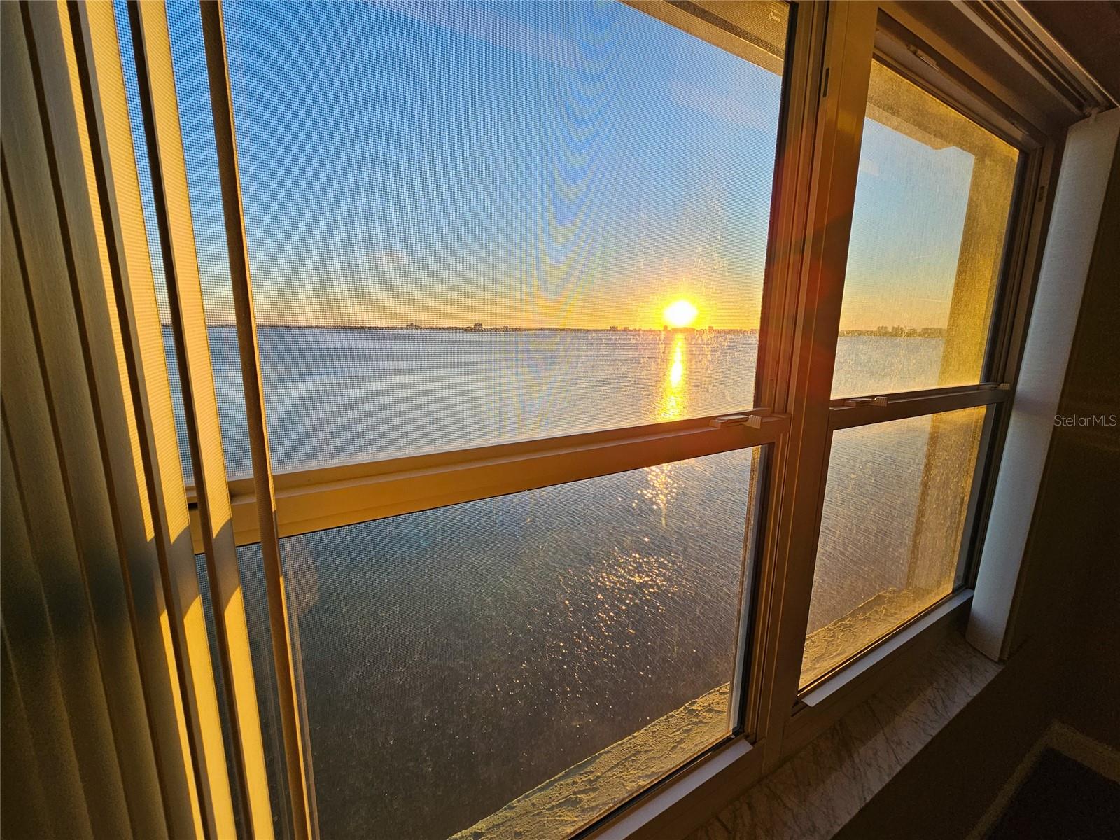 Image 20 of 45 For 6020 Shore Boulevard S 701