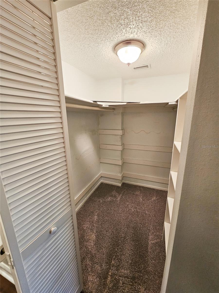 Image 22 of 45 For 6020 Shore Boulevard S 701