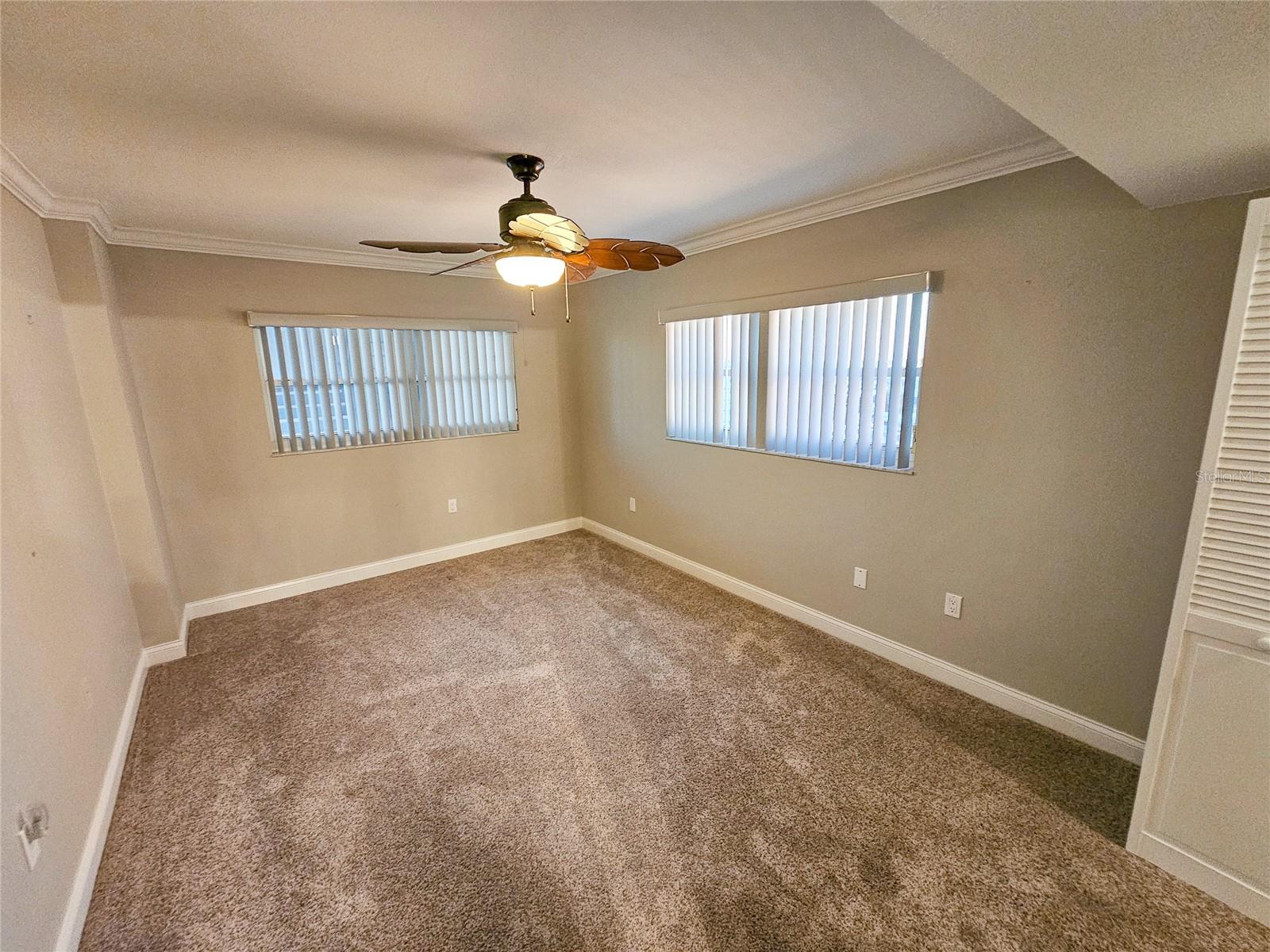 Image 23 of 45 For 6020 Shore Boulevard S 701