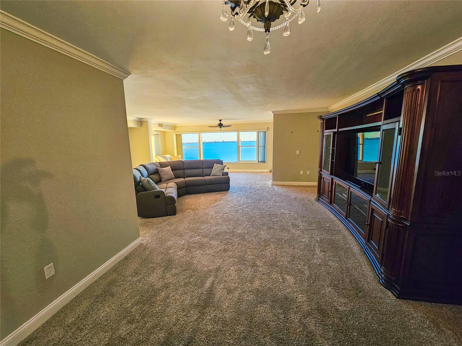 Image 8 of 45 For 6020 Shore Boulevard S 701