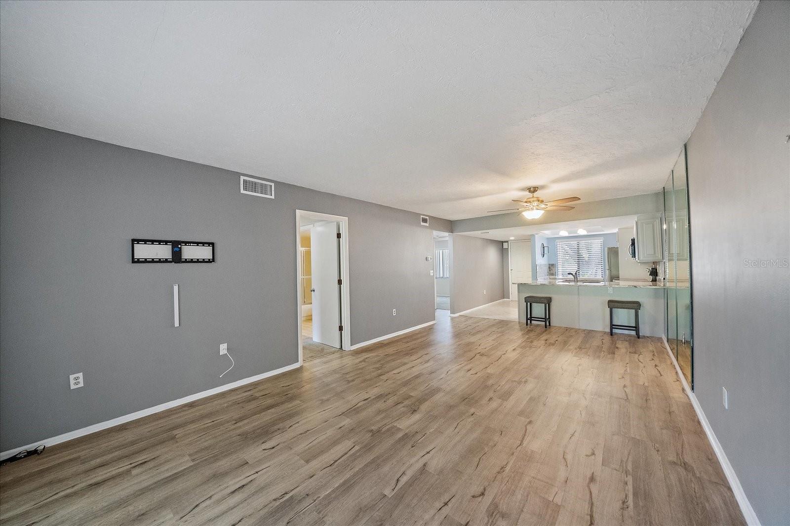 Image 12 of 27 For 7742 Eagle Creek Drive 7524