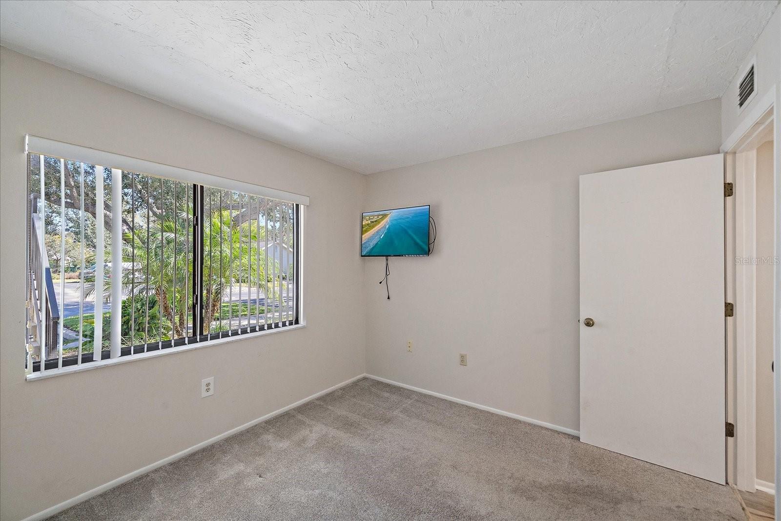 Image 19 of 27 For 7742 Eagle Creek Drive 7524