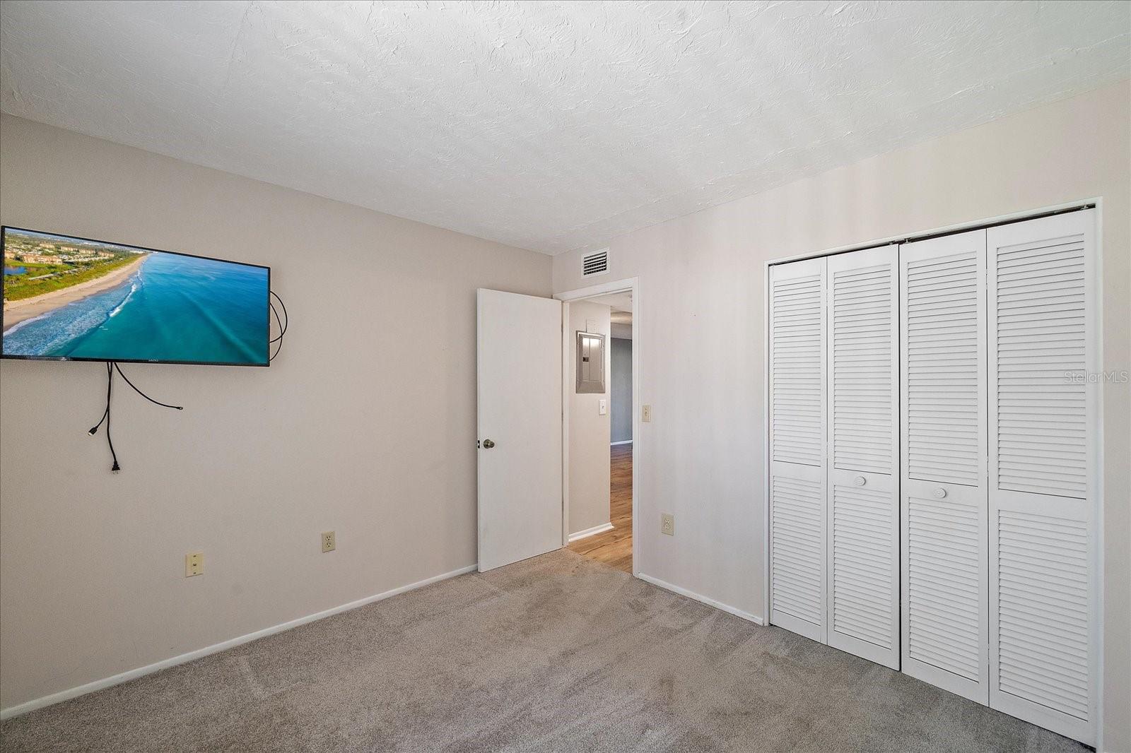 Image 21 of 27 For 7742 Eagle Creek Drive 7524