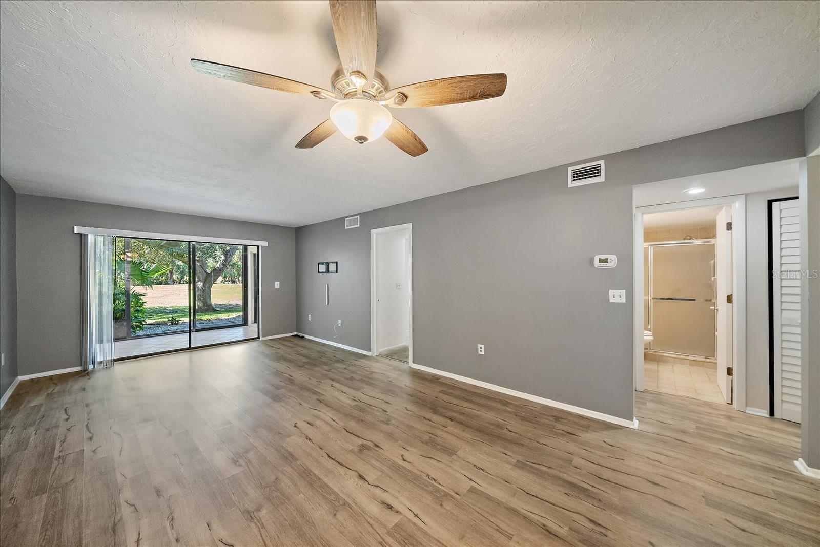 Image 3 of 27 For 7742 Eagle Creek Drive 7524