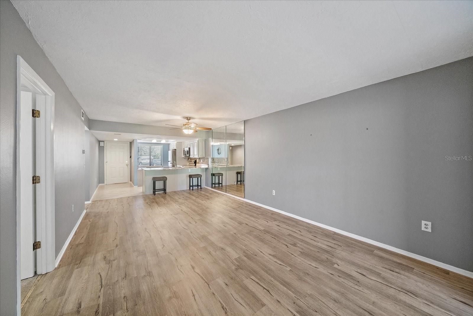 Image 5 of 27 For 7742 Eagle Creek Drive 7524