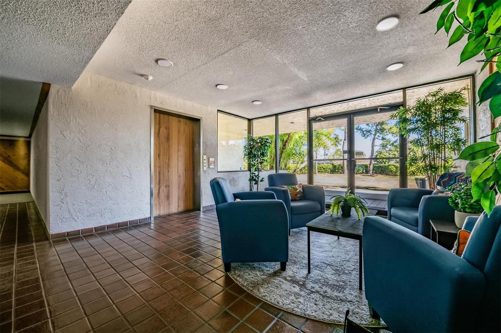 Image 25 of 46 For 13602 Village Drive 1204