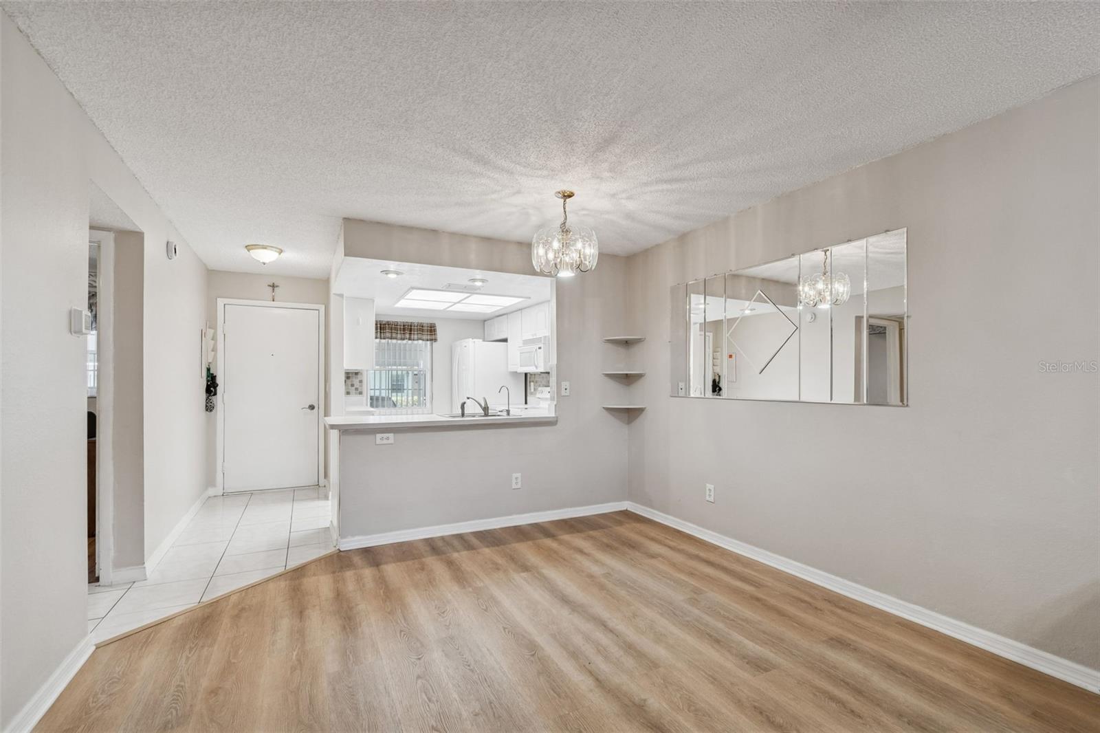 Image 13 of 74 For 2465 Northside Drive 1502