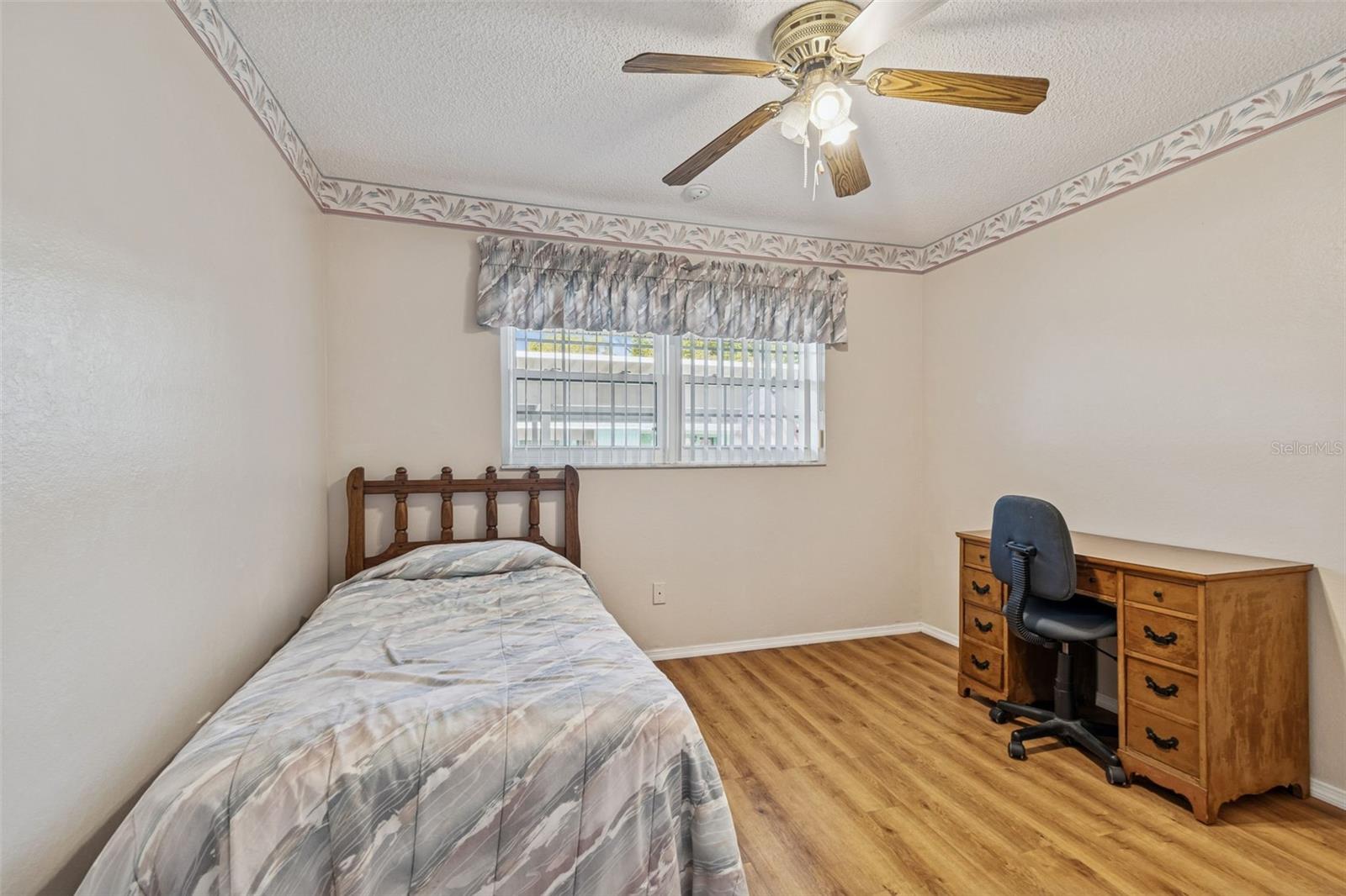 Image 35 of 74 For 2465 Northside Drive 1502