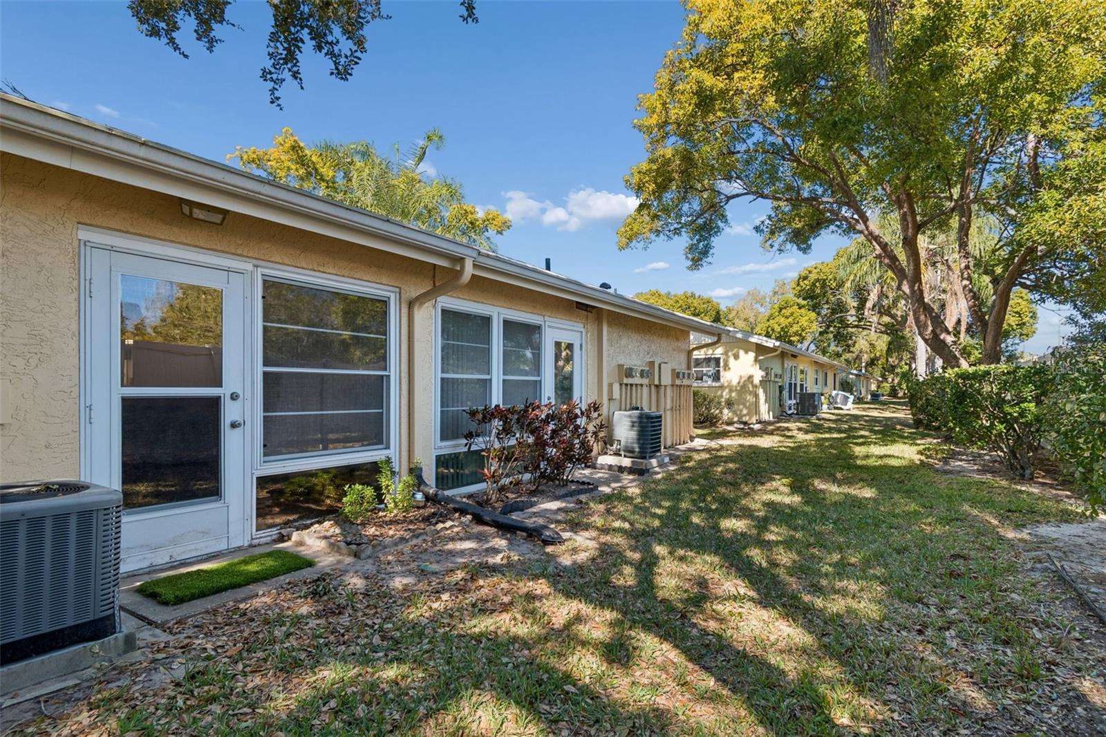 Image 43 of 74 For 2465 Northside Drive 1502