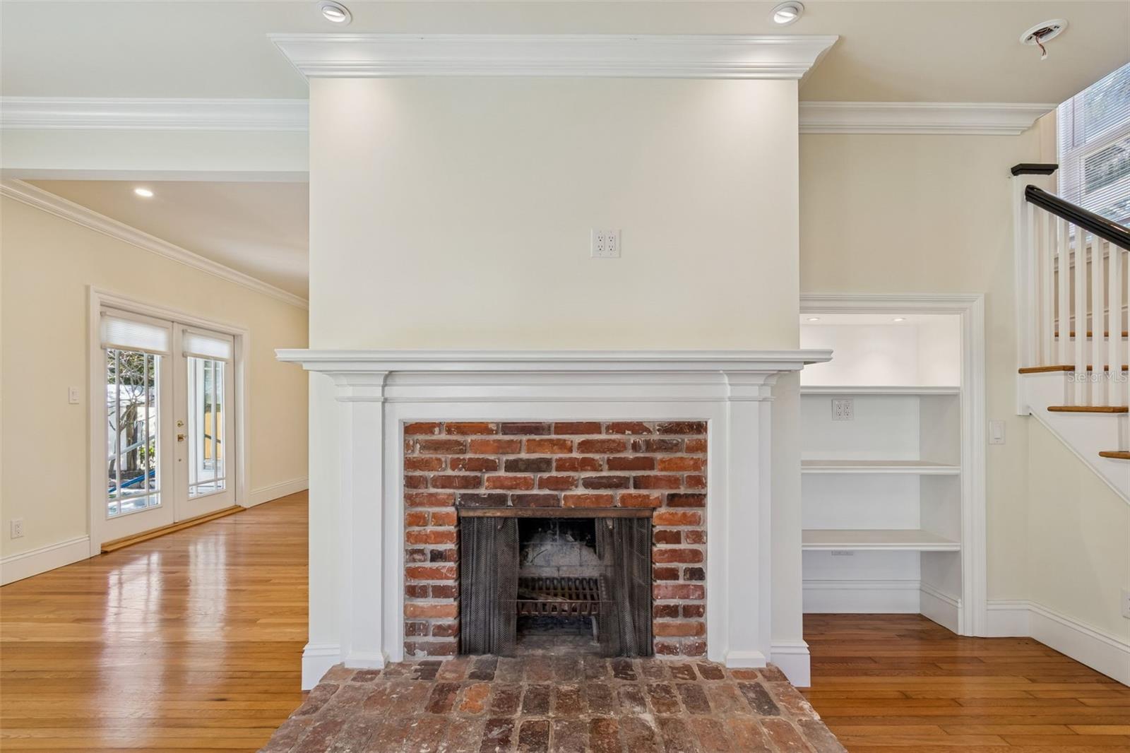 Image 11 of 95 For 344 21st Avenue Ne