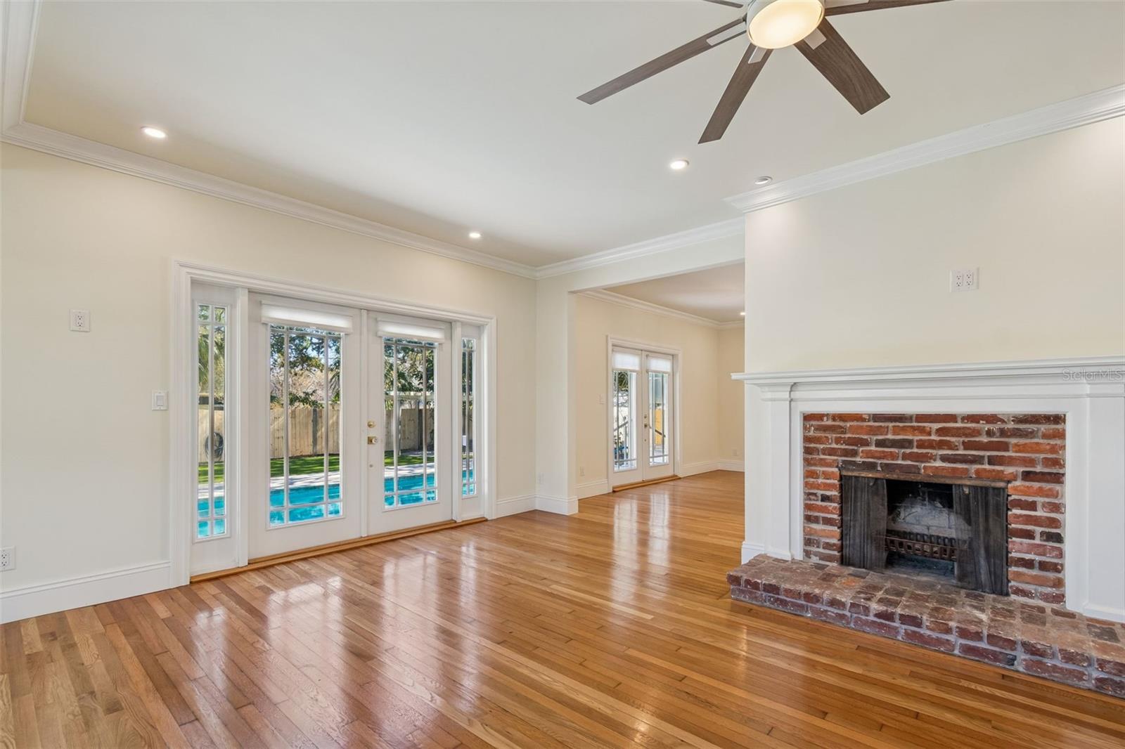 Image 14 of 95 For 344 21st Avenue Ne