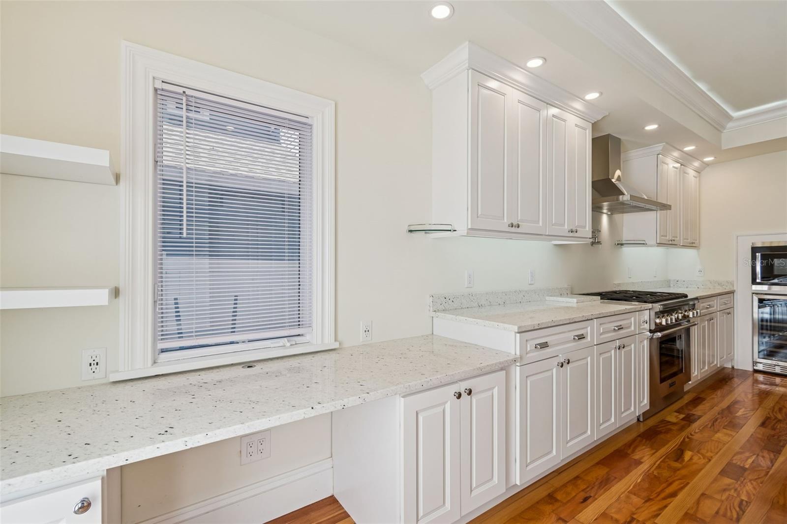 Image 31 of 95 For 344 21st Avenue Ne